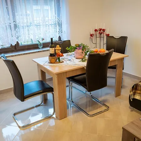 Vanessa Apartment